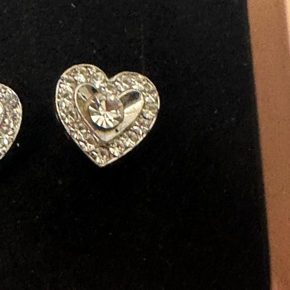 Elegant Silver Heart Stud Earrings for Women and Teens .Brand New. Heart Shaped. - Picture 4 of 5